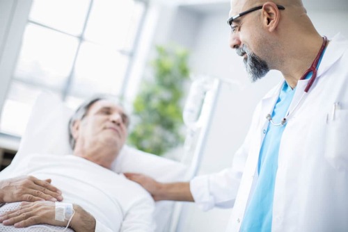 Inpatient alcohol rehab A patient and doctor at a inpatient alcohol rehab