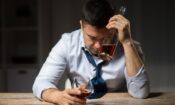 man struggles with drinking and wonders am i an alcoholic