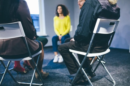 during addiction treatment group participants discuss most commonly abused drugs