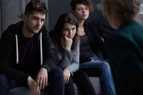 group addiction therapy discuss polysubstance abuse and treatment