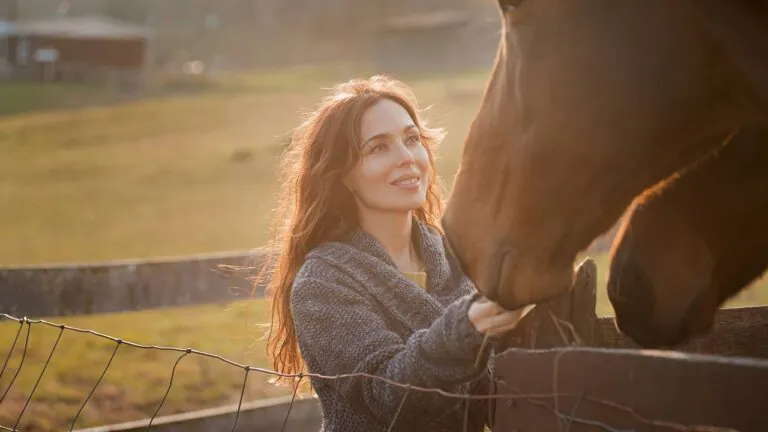 What Is Equine Therapy for Addiction? A Plain-English Guide
